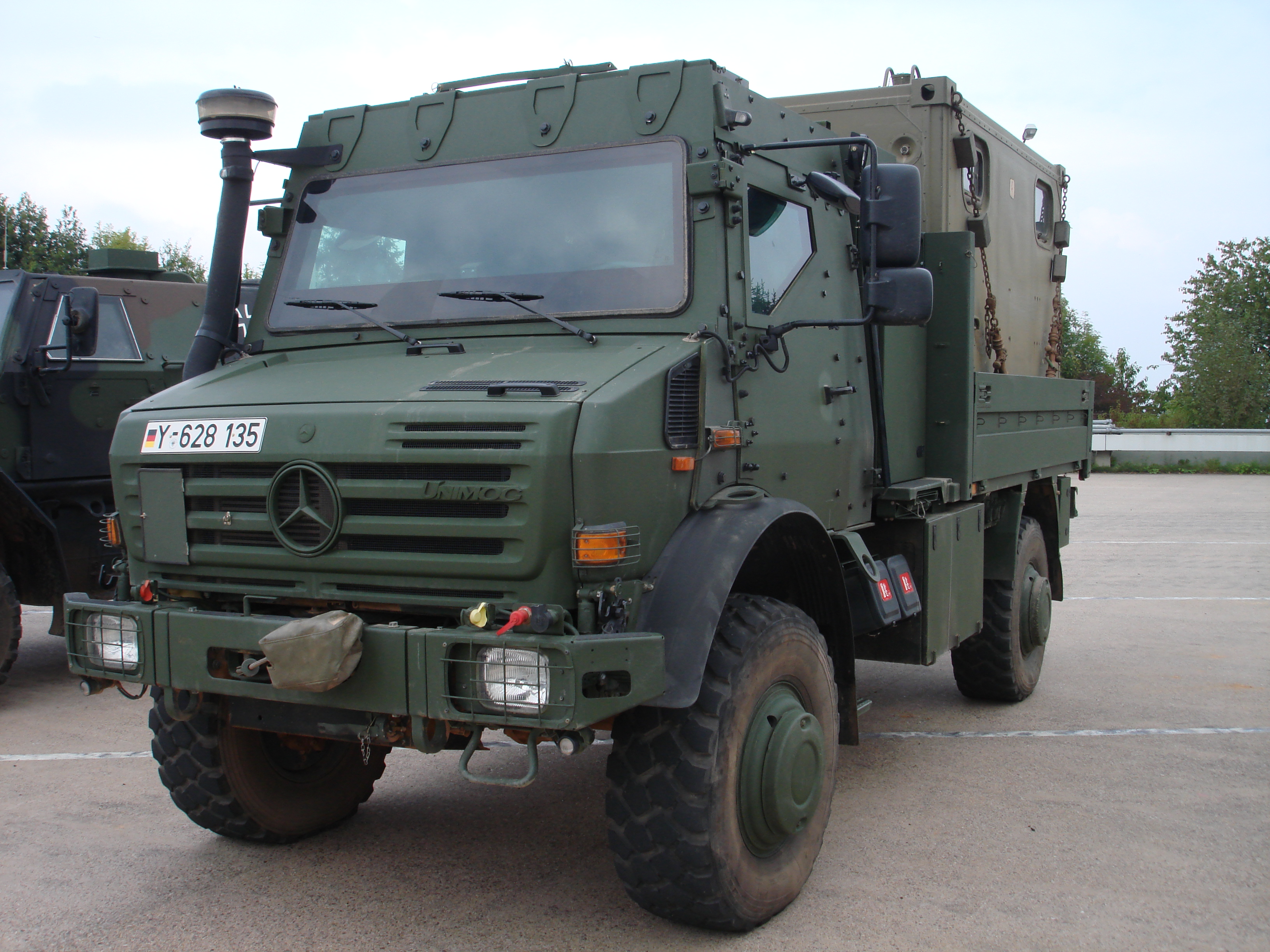 Mercedes Benz Unimog 5000