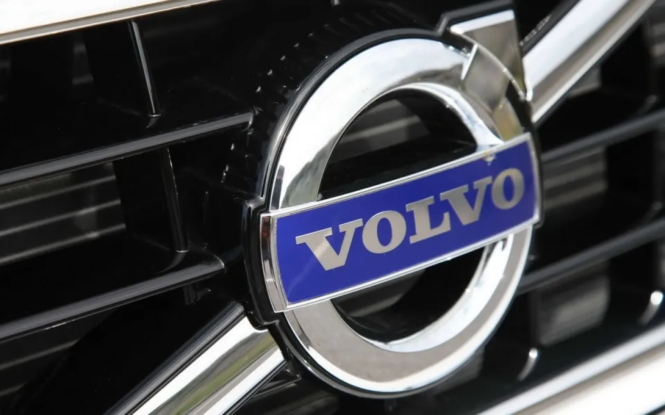   Volvo     